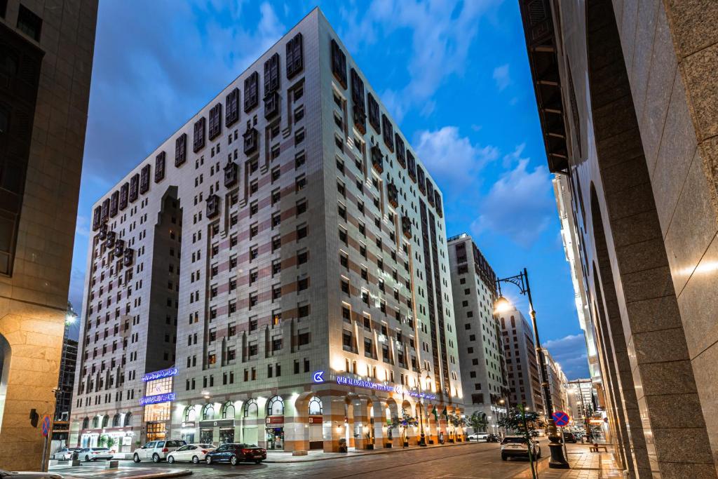 Al Ansar Golden Hotel — 450 m from Masjid an-Nabawi